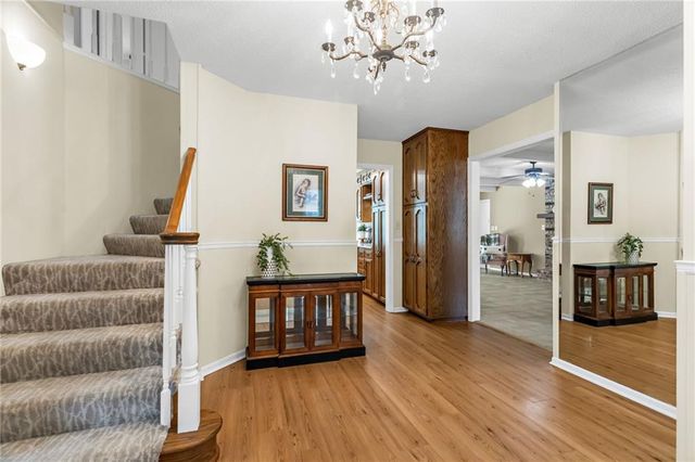 401 Smiley Road, Liberty, MO 64068