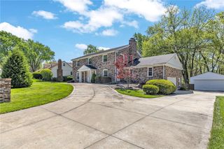 401 Smiley Road, Liberty, MO 64068