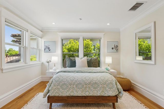 1341 Sherman Avenue, Menlo Park, CA 94025