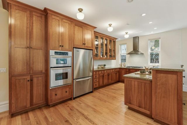 1341 Sherman Avenue, Menlo Park, CA 94025
