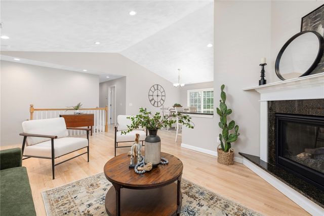301 Ledge Road, Coventry, RI 02816