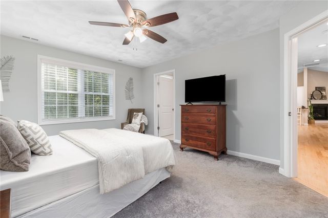 301 Ledge Road, Coventry, RI 02816