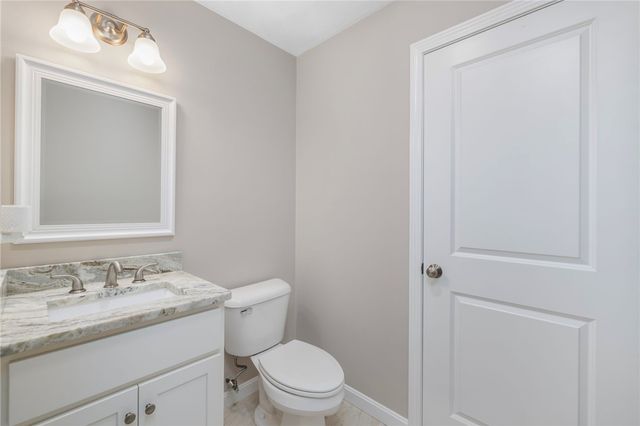301 Ledge Road, Coventry, RI 02816