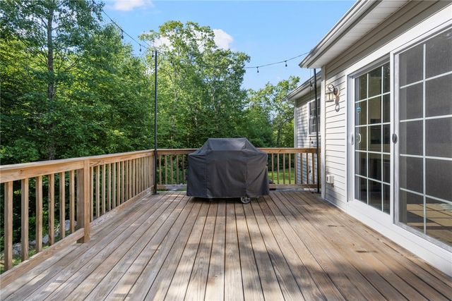 301 Ledge Road, Coventry, RI 02816