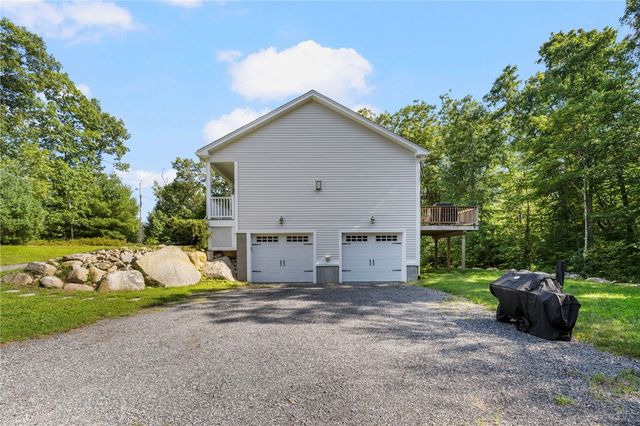 301 Ledge Road, Coventry, RI 02816