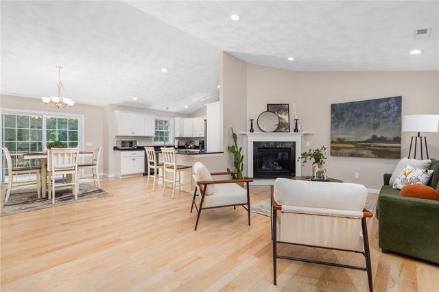 301 Ledge Road, Coventry, RI 02816