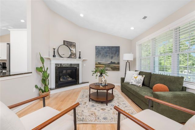 301 Ledge Road, Coventry, RI 02816