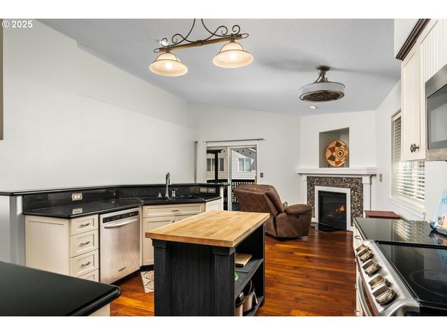 3304 Nw 116TH Way, Vancouver, WA 98685