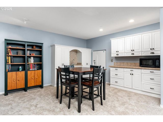 3304 Nw 116TH Way, Vancouver, WA 98685