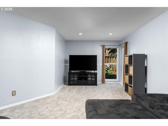 3304 Nw 116TH Way, Vancouver, WA 98685