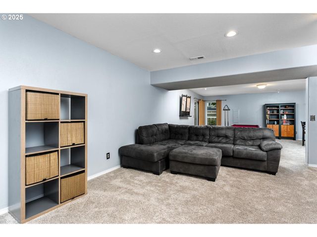 3304 Nw 116TH Way, Vancouver, WA 98685
