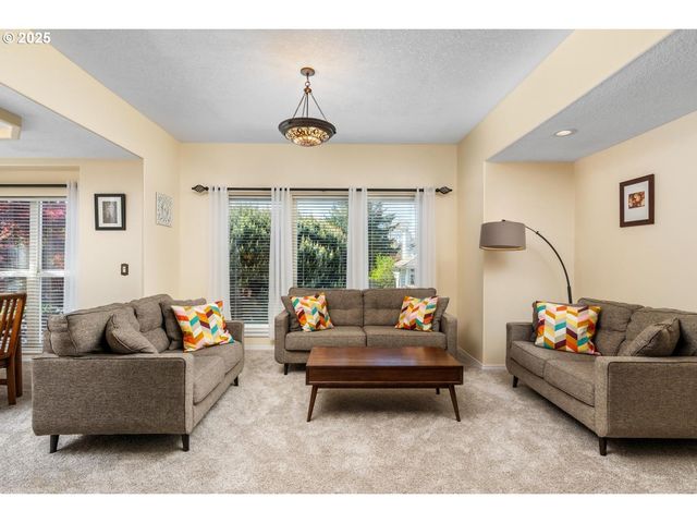 3304 Nw 116TH Way, Vancouver, WA 98685