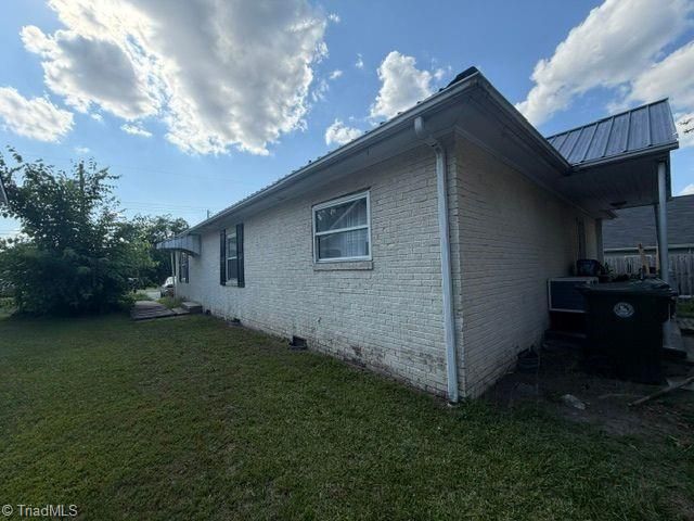 303 Aycock Street, Thomasville, NC 27360