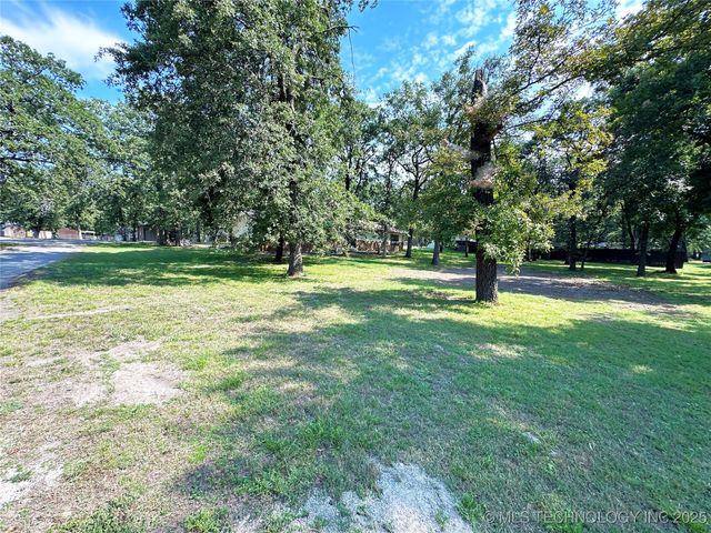 417308 Bridgeport Road, Eufaula, OK 74432