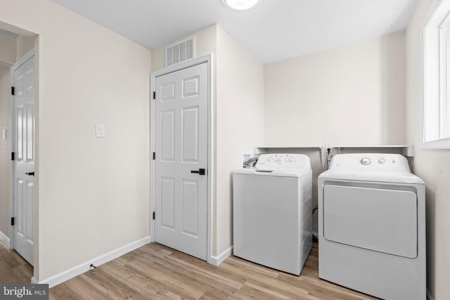 12 HERON CT, Newark, DE 19702