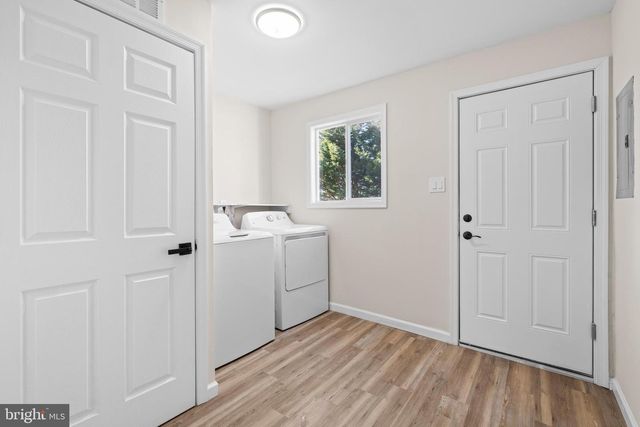 12 HERON CT, Newark, DE 19702