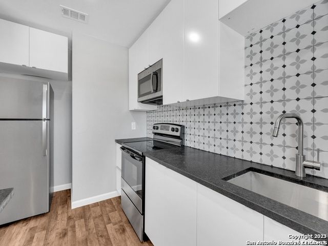 911 Vance Jackson Rd Apt 206J, San Antonio, TX 78201