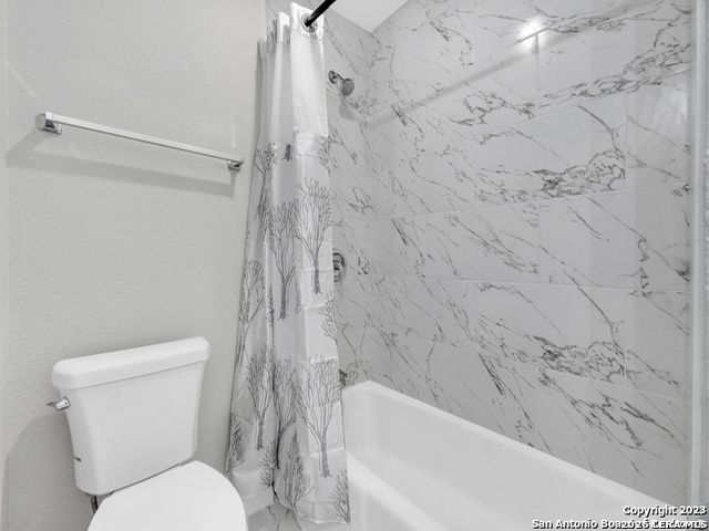 911 Vance Jackson Rd Apt 206J, San Antonio, TX 78201