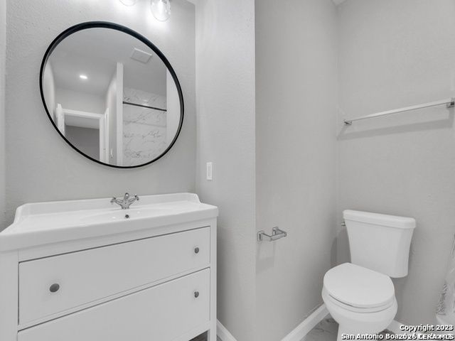 911 Vance Jackson Rd Apt 206J, San Antonio, TX 78201