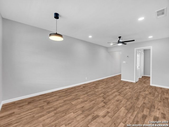 911 Vance Jackson Rd Apt 206J, San Antonio, TX 78201