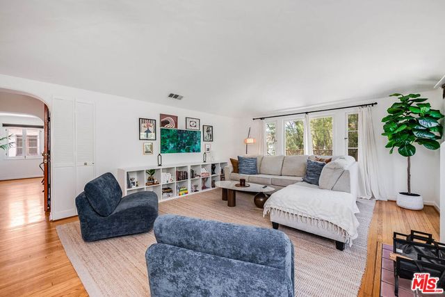 8447 W 4th Street, Los Angeles, CA 90048