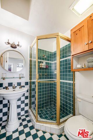 8447 W 4th Street, Los Angeles, CA 90048