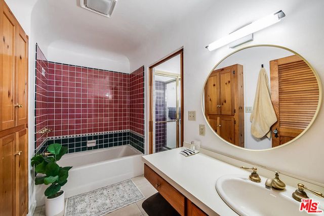 8447 W 4th Street, Los Angeles, CA 90048