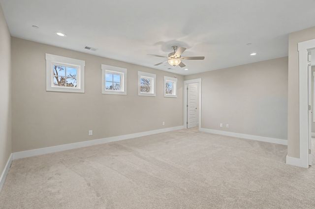 133 Traveller Ln, La Vergne, TN 37086