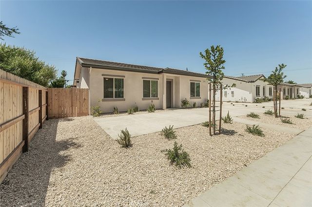 2365 N Arthur Avenue, Fresno, CA 93705
