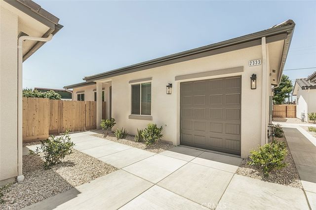 2365 N Arthur Avenue, Fresno, CA 93705