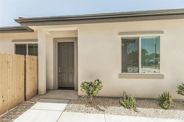 2365 N Arthur Avenue, Fresno, CA 93705