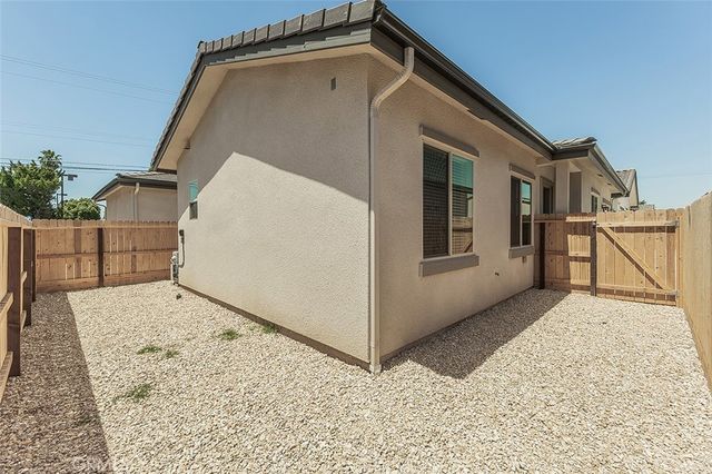 2365 N Arthur Avenue, Fresno, CA 93705