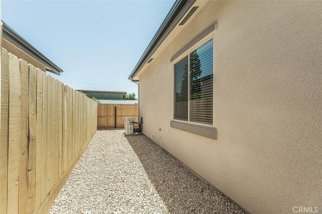 2365 N Arthur Avenue, Fresno, CA 93705