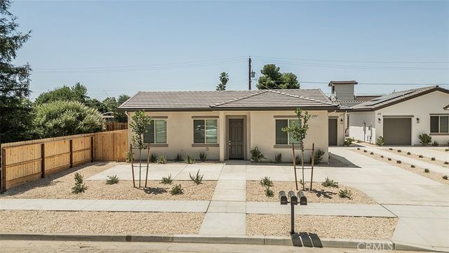 2365 N Arthur Avenue, Fresno, CA 93705