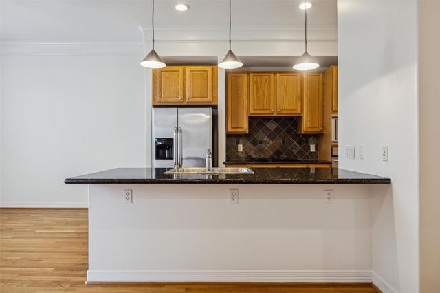 3322 Garden Crest Lane, Houston, TX 77018