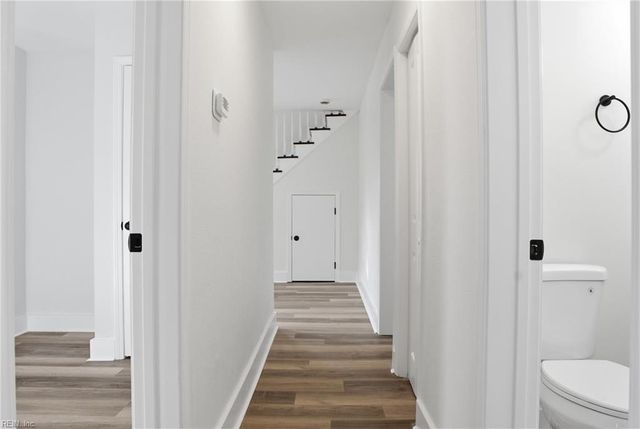 2 Park Manor RD, Portsmouth, VA 23701