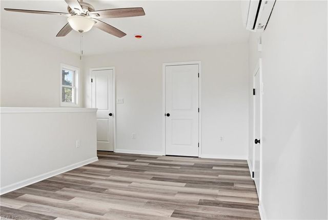 2 Park Manor RD, Portsmouth, VA 23701