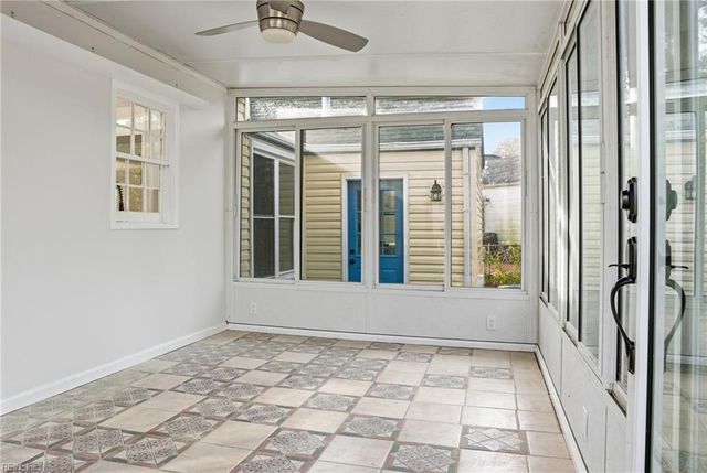 2 Park Manor RD, Portsmouth, VA 23701