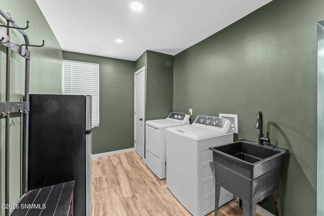 6595 Third Street, Organ, NM 88052