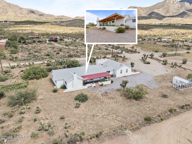 6595 Third Street, Organ, NM 88052