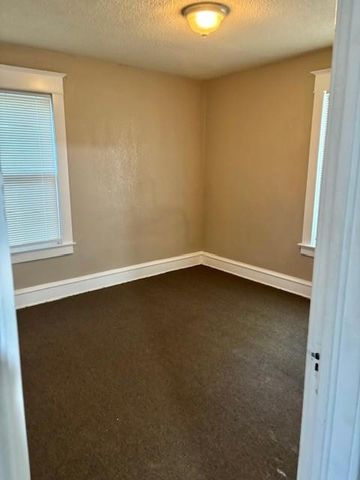 720 Cleveland Avenue, Kansas City, MO 64124