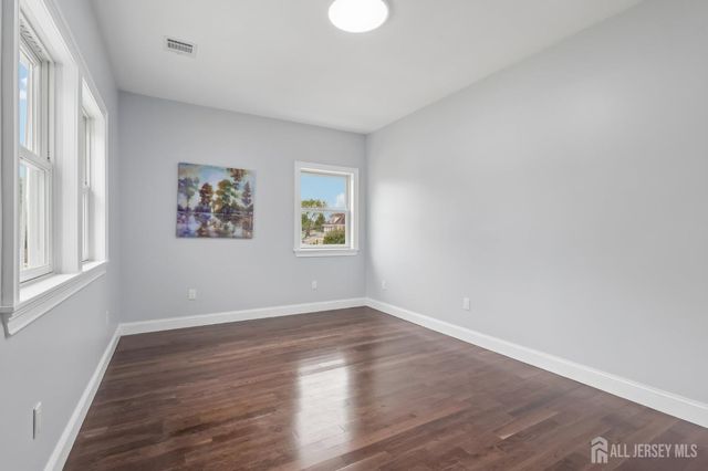 239 Suttons Lane, Edison, NJ 08817