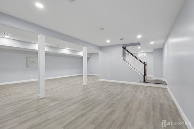 239 Suttons Lane, Edison, NJ 08817