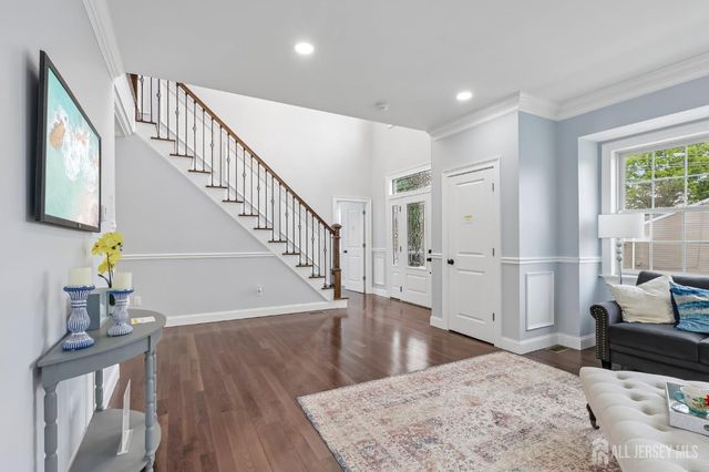 239 Suttons Lane, Edison, NJ 08817
