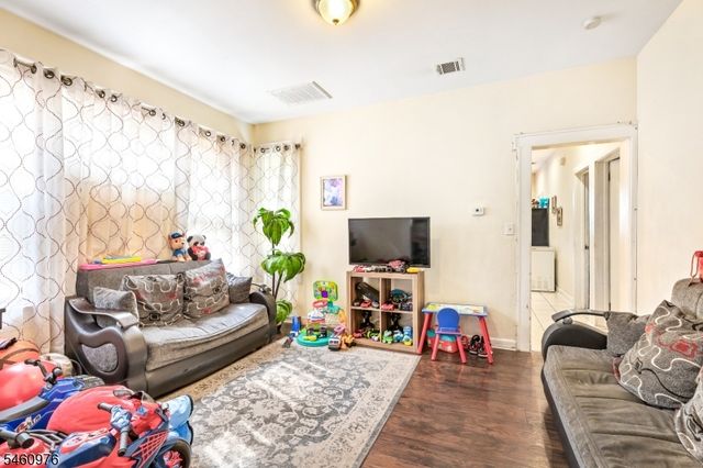 270 Goldsmith Ave, Newark City, NJ 07112