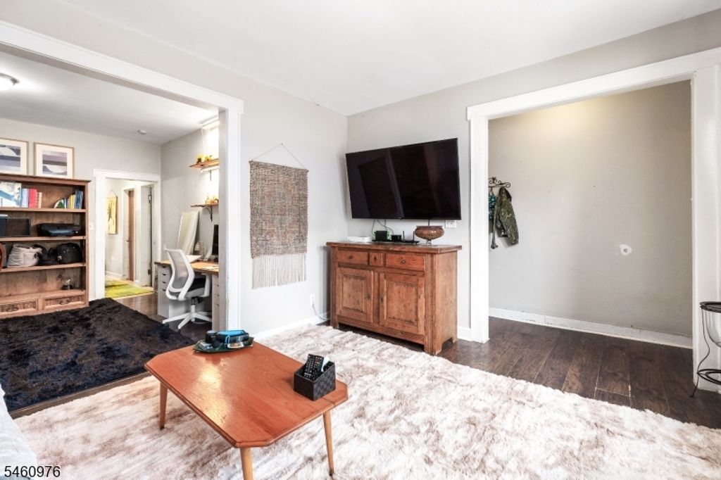 270 Goldsmith Ave, Newark City, NJ 07112 — photo 4
