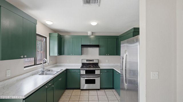 25 W 34th Street, Tucson, AZ 85713