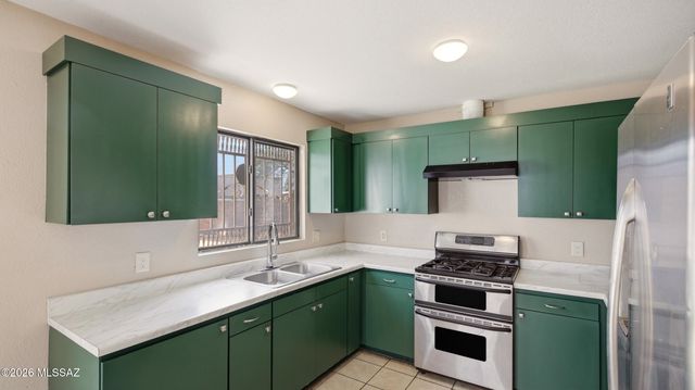 25 W 34th Street, Tucson, AZ 85713