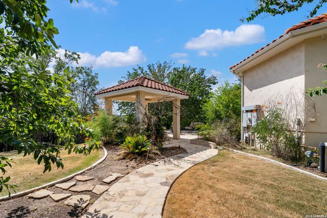37 CHAMPION TRL, San Antonio, TX 78258