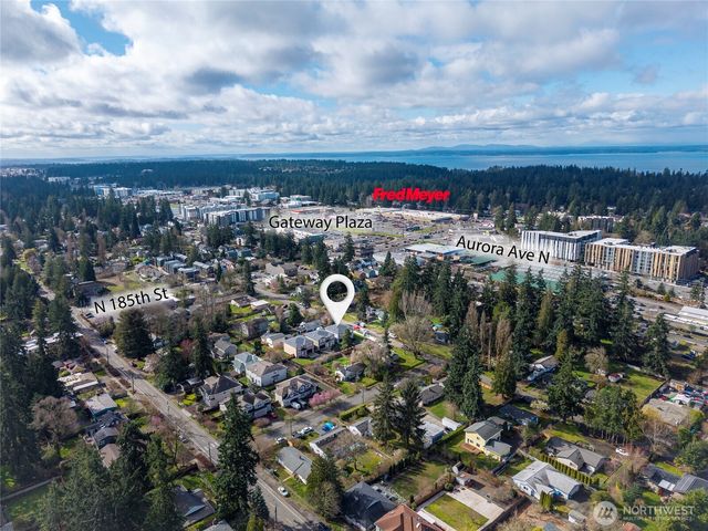 18554 Stone Avenue N, Shoreline, WA 98133